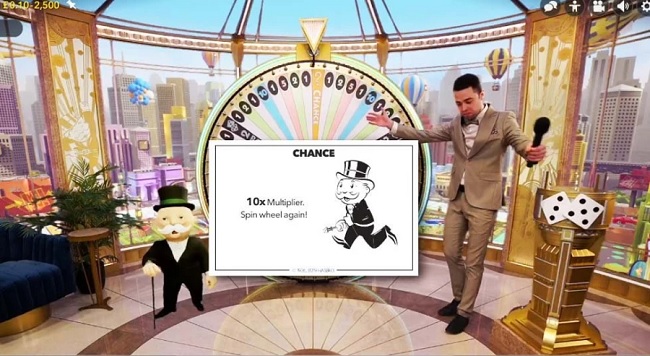monopoly live chance feature